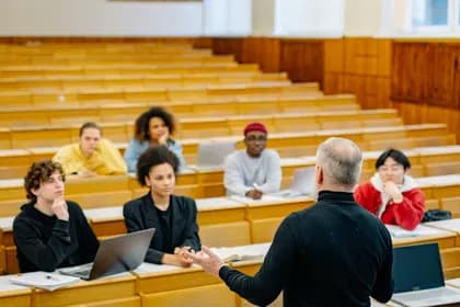 Live Online vs Classroom Training: Which is Right for You